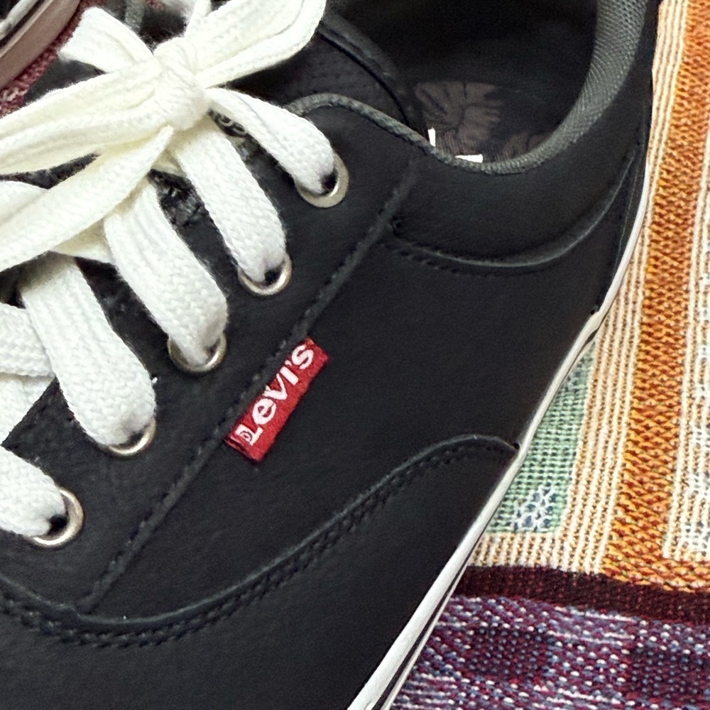 Levi's Men's Black Sneakers with White Accents - Picture 3 of 10